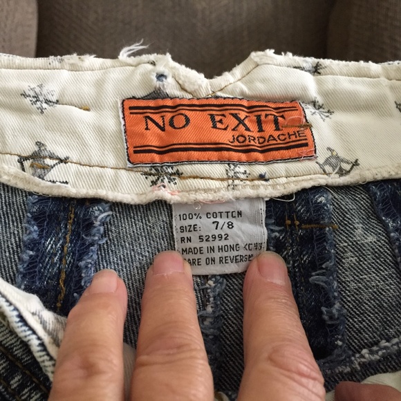 JORDACHE NO EXIT 3 BUTTON AND ZIP RED TAG ABD BACK LABEL WAIST DESIGN! - Picture 5 of 6